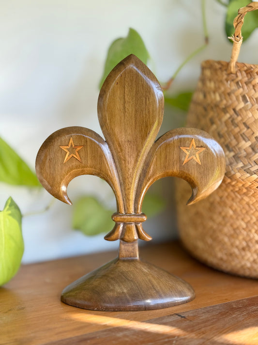 World Scout Logo | Rare Fleur-de-lis Wooden Treen Stand