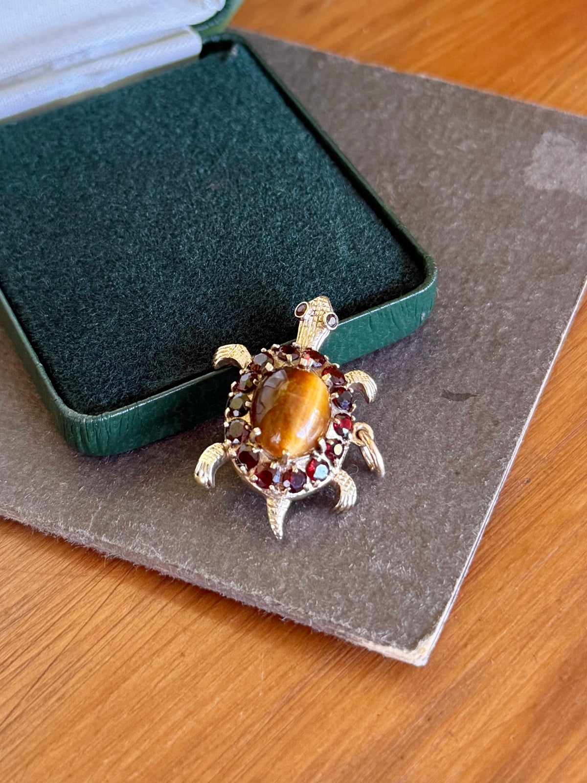 Vintage 9ct Gold Turtle Pendant with Tiger’s Eye & Garnets