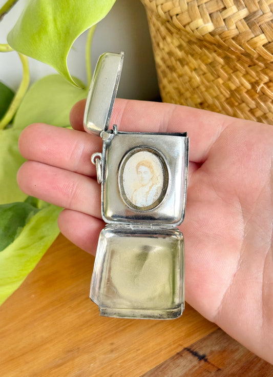 Edwardian Hallmarked Silver Hidden Photo Frame Vesta Case | Birmingham 1901