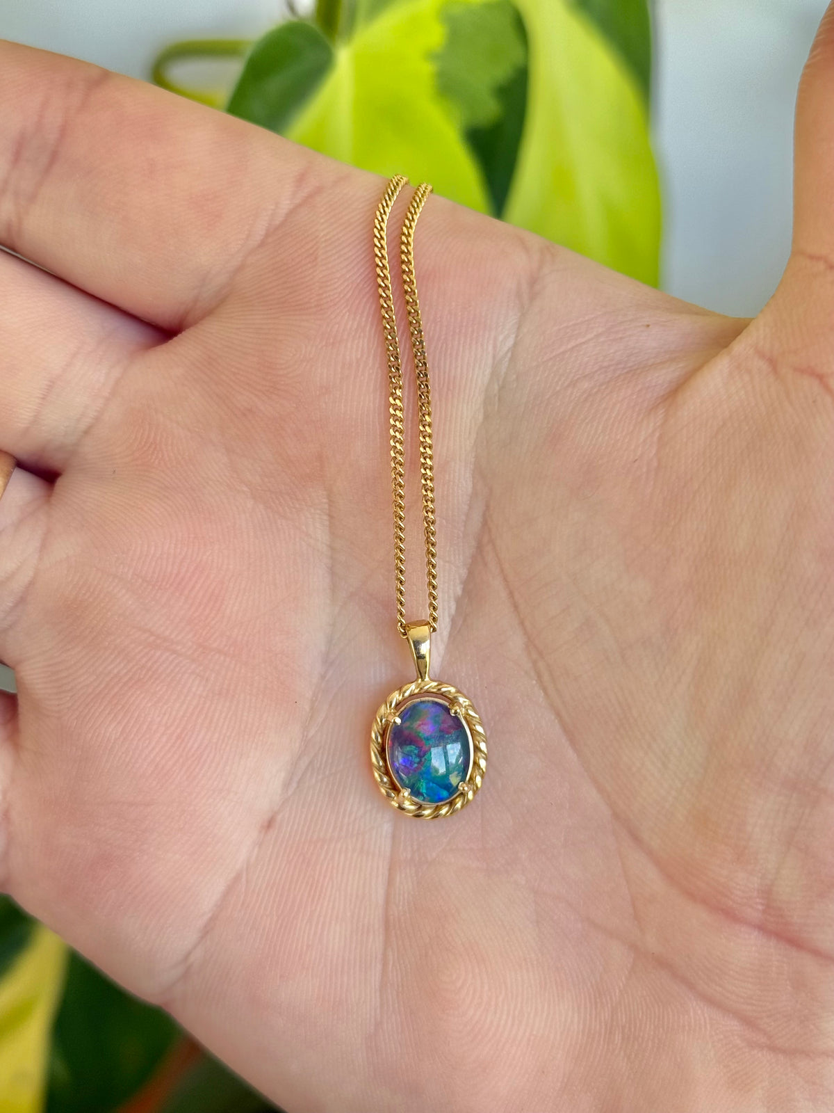 9ct Gold Opal Triplet Pendant with 9ct Gold Chain – 550mm