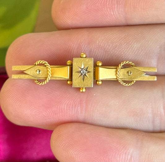 9ct Gold Diamond Set Bar Brooch | Circa 1900’s exceptional detailing