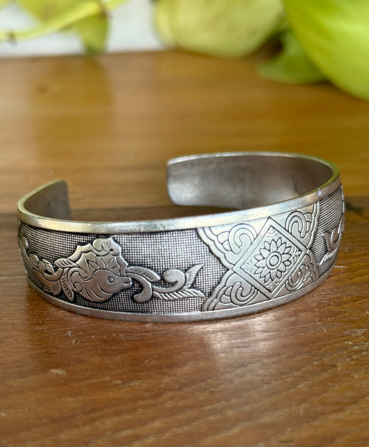 Modern Sterling Silver Chinese Bangle | Decorative Motifs | 7cm Diameter | Medium Fit