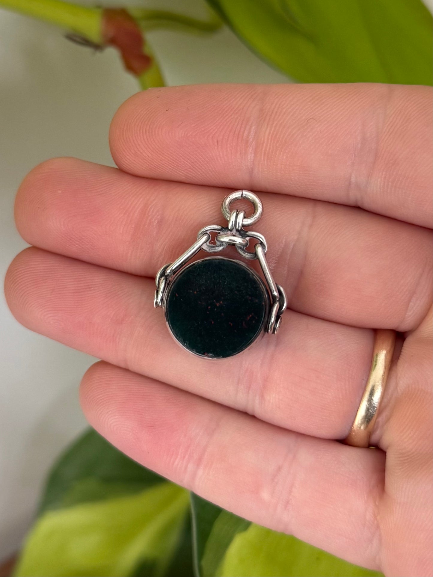 Antique Sterling Silver Double-Sided Spinner Fob – Bloodstone & Carnelian