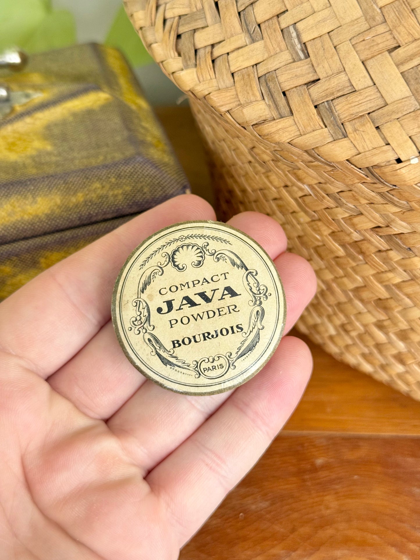 Bourjois Paris "Java Powder" Compact