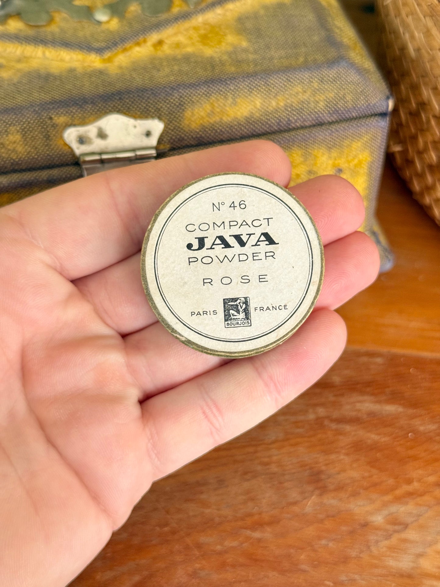 Bourjois Paris "Java Powder" Compact